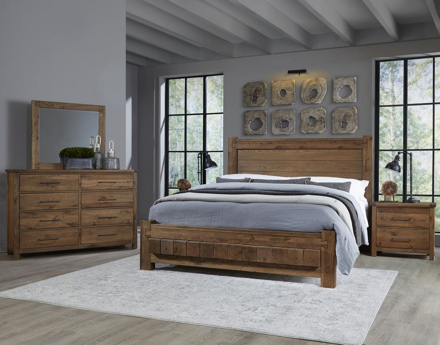 Vaughan Bassett Dovetail Cal King Poster Bed with 6x6 Footboard in Natural