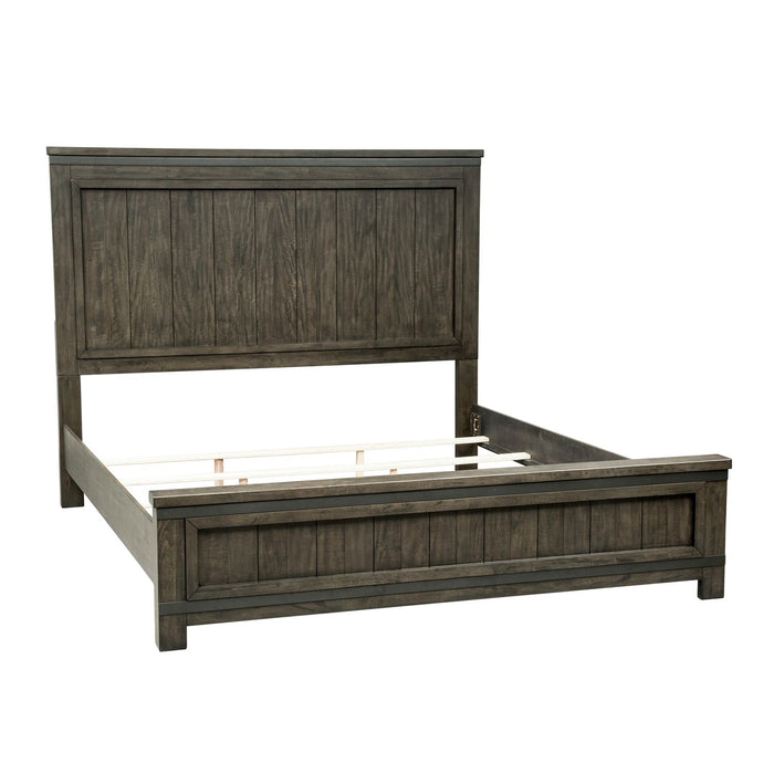 Thornwood Hills Queen Panel Bed, Dresser & Mirror