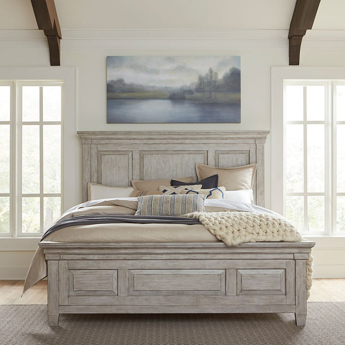 Heartland King California Panel Bed, Dresser & Mirror