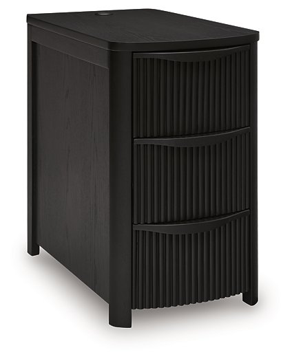 Camdill Chairside End Table