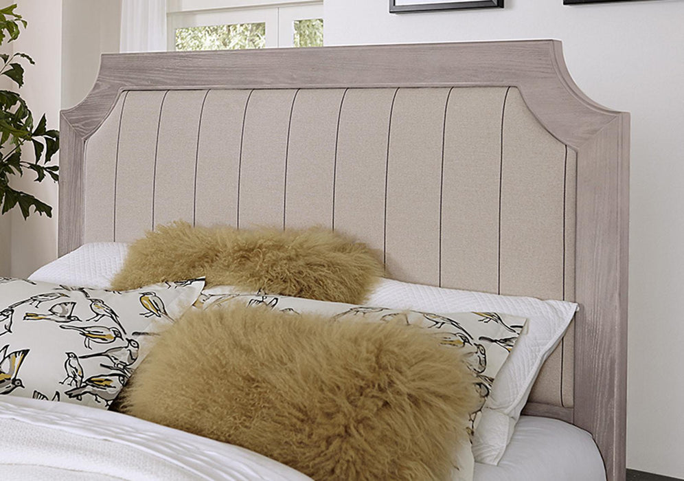 Vaughan-Bassett Bungalow Queen Upholstered Bed in Dover