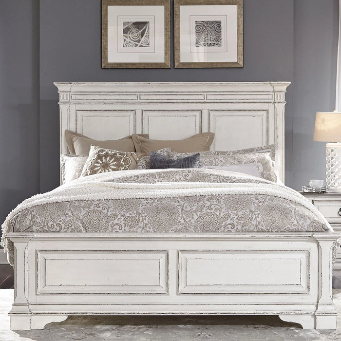 Abbey Park King Panel Bed image